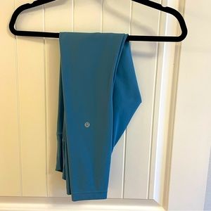Lululemon Align leggings. Size 4 and 25 inch inseam